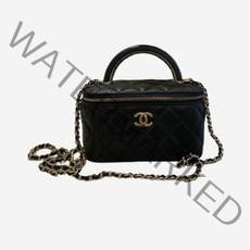 샤넬(명품잡화) 명품명품샤넬 체인 코스메틱 케이스 램스킨 골드 메탈 블랙 Chanel Vanity With