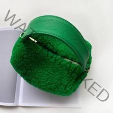 Chephie 러블리 퍼 여백 램스울 토트백 융털 스퀘어백