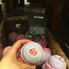 Lush Sex Bomb Bath Bomb 러쉬 섹스밤 배쓰밤 200gx3개, 1개