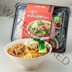 마이셰프 이금기 마라우육면 밀키트, 744g, 1개