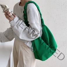 셀러브나인 셔링 주름 숄더백 데일리 나일론 가방