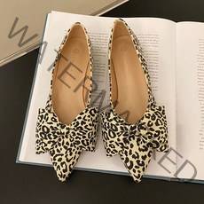 셀럽당 플랫 스틸레토 슈즈 봄 여름 단화